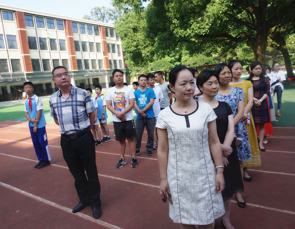 用勤奋书写未来-湖南师范大学附属小学